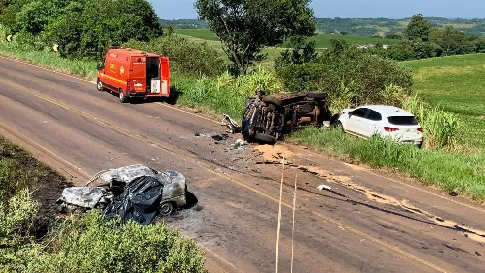  Eduardo Colussi/Jornalismo Rádio Máxima