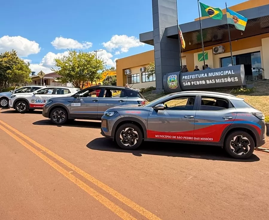 São Pedro das Missões entrega novos veículos para a Saúde e Administração