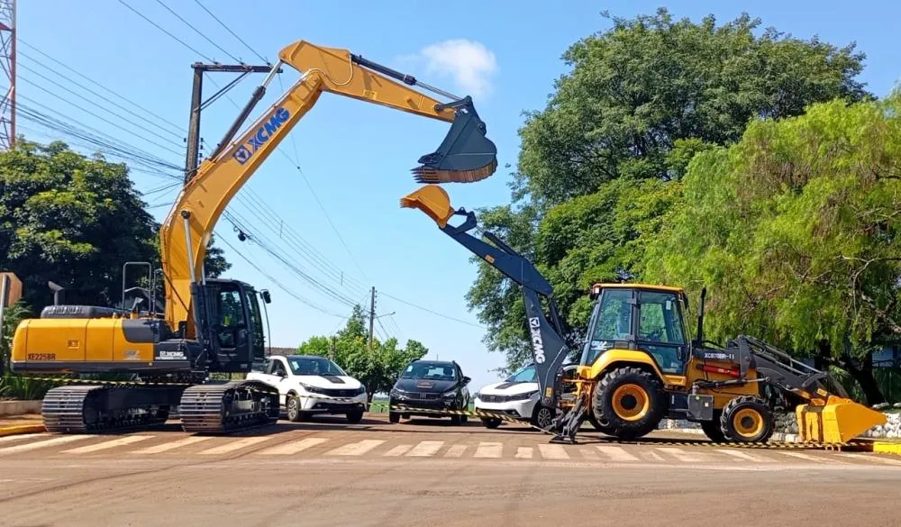São José das Missões adquire escavadeira hidráulica e retroescavadeira e amplia capacidade de obras