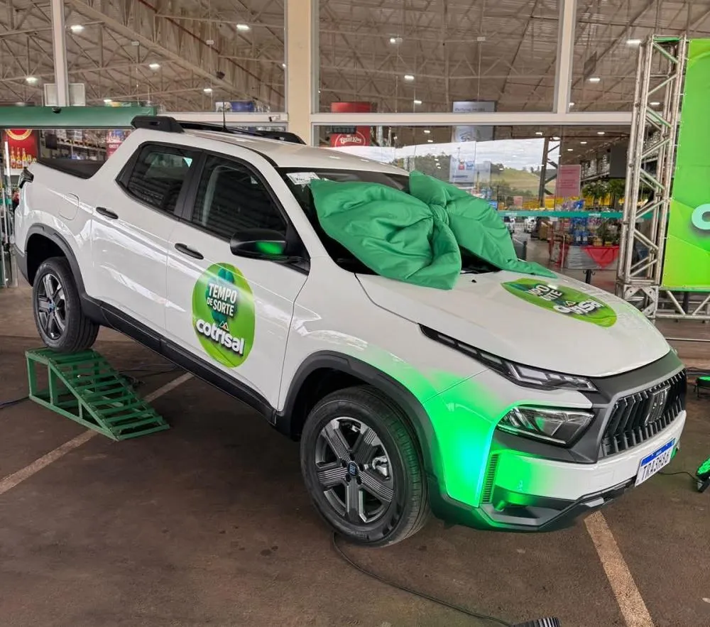Moradora de Jaboticaba ganha Fiat Toro no primeiro sorteio da promoção Tempo de Sorte Cotrisal 2026